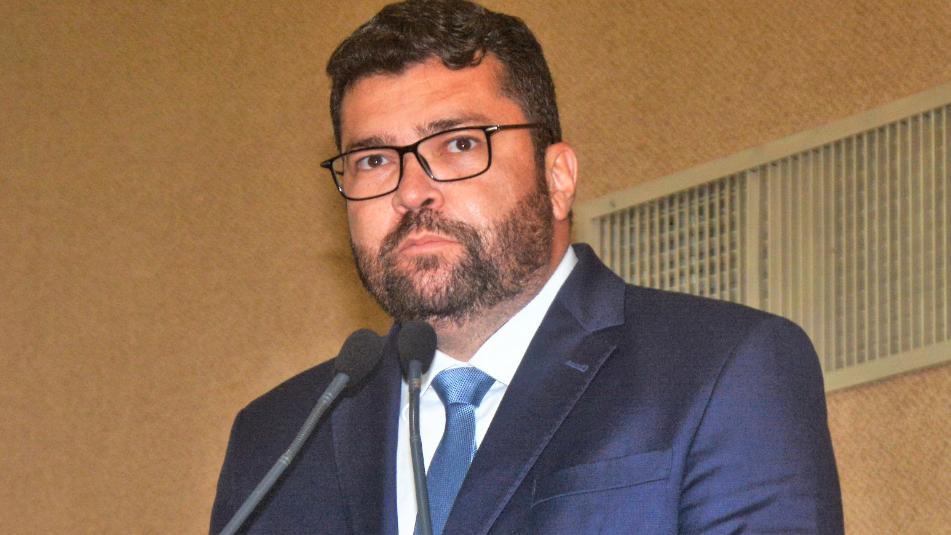 Marcinho Oliveira nega saída do União Brasil. “Tenho que esperar a janela partidária”