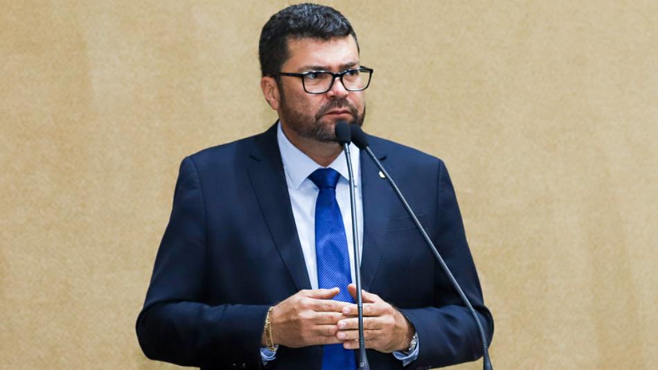 Deputado propõe disciplina de Finanças Pessoais nas escolas da Bahia