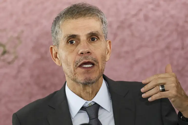 Governo Lula evita crise após derrota no STF e fala em decisão democrática