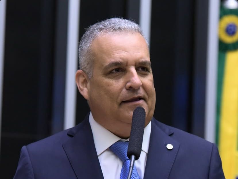 Alfredo Gaspar faz exame de DNA e nega acusação de estupro após embate na CPMI do INSS