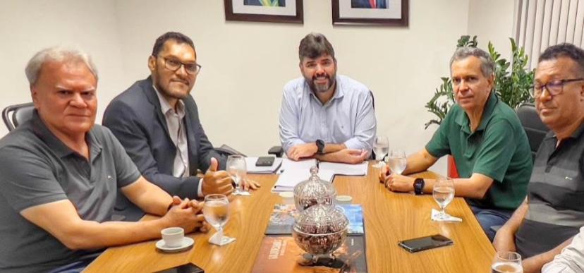 PDT da Bahia reforça alinhamento ao governo estadual durante encontro