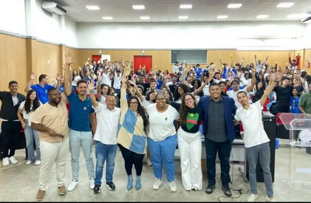 Feira de Santana promove eleição de jovens vereadores
