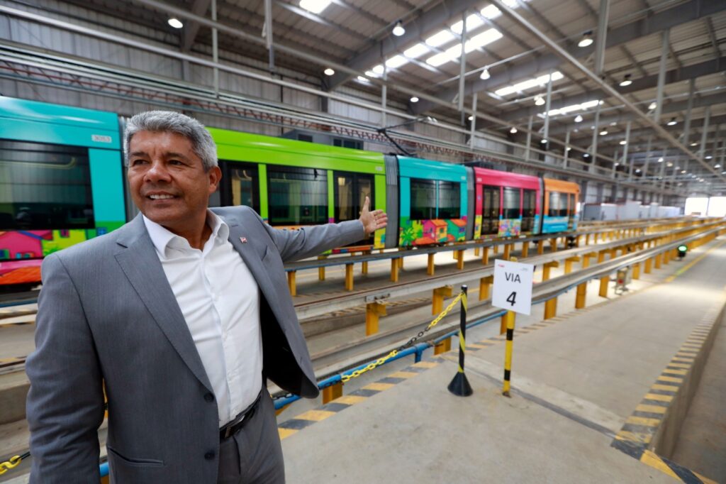 Jerônimo visita obras do VLT neste sábado (18) ao lado de Rui Costa, Wagner e Geraldo Júnior