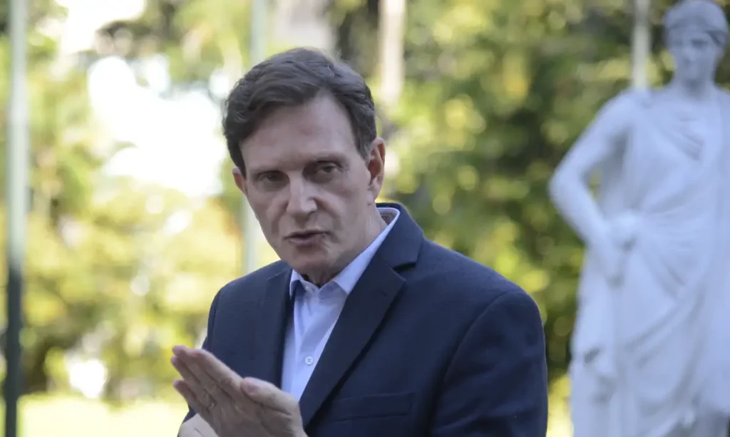 Crivella é condenado a pagar R$ 100 mil por danos morais coletivos