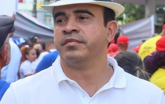 PSOL oficializa Ronaldo Mansur como pré-candidato ao Governo da Bahia em 2026