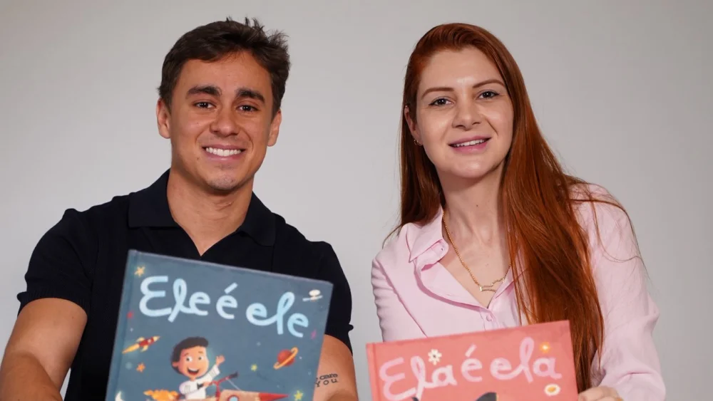 Nikolas Ferreira e Ana Campagnolo lançam livros infantis: “De acordo com Deus e a biologia”