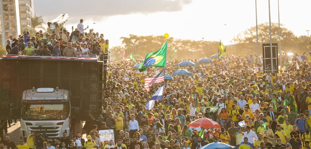 Aliados de Bolsonaro realizam manifestação por anistia nesta terça-feira (7) em Brasília