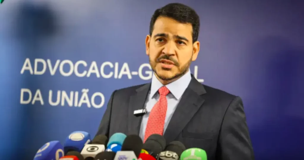 Lula indica ministro da AGU Jorge Messias para vaga de Barroso No STF