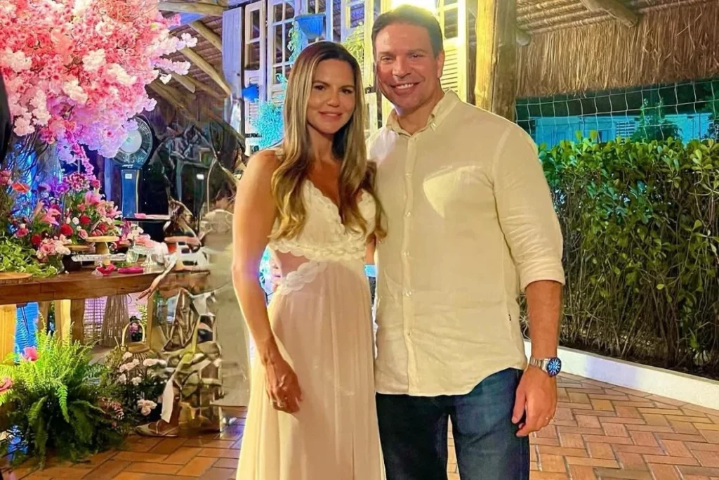 Alexandre Ramagem prepara curso online para garantir subsistência nos Estados Unidos, diz esposa