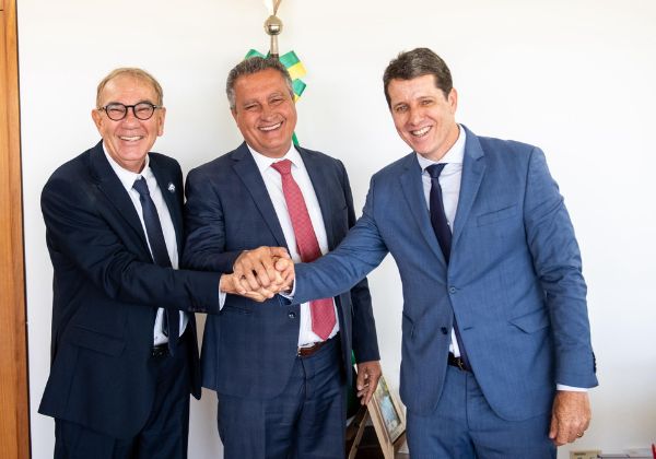 Em Brasília, Prefeito Zé Cocá se reúne com Rui Costa e Wilson Cardoso para pautar projetos