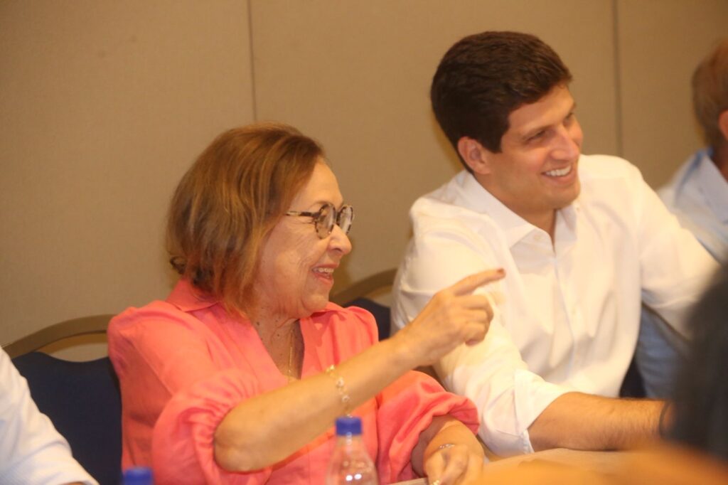 João Campos afirma que PSB aposta em ampliação de bancadas para as próximas eleições