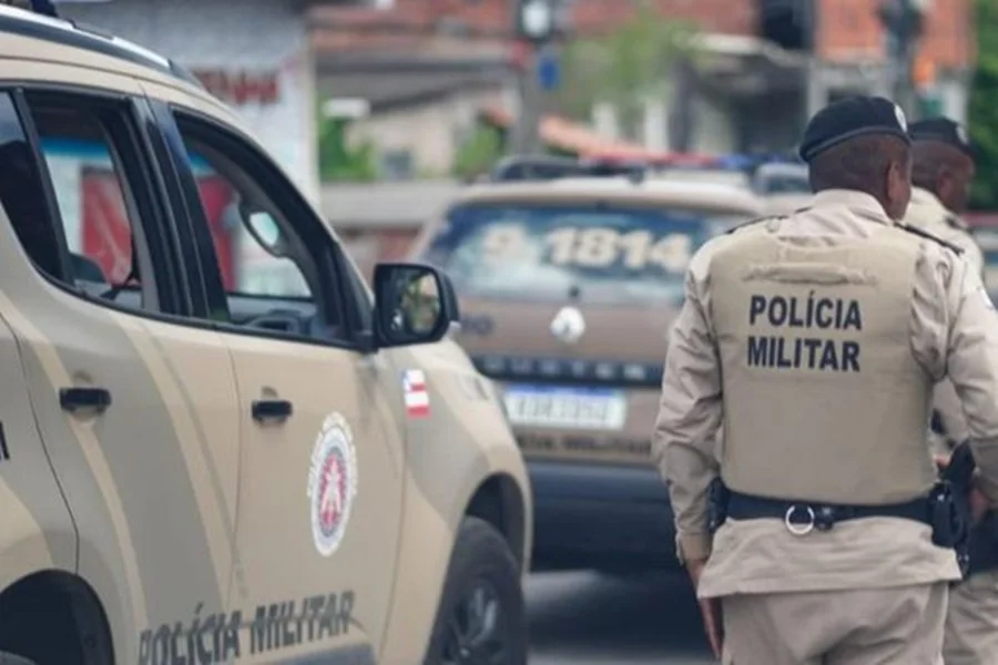 Operação Vinculum mira seis PMs investigados por mortes de jovem e adolescente em Salvador