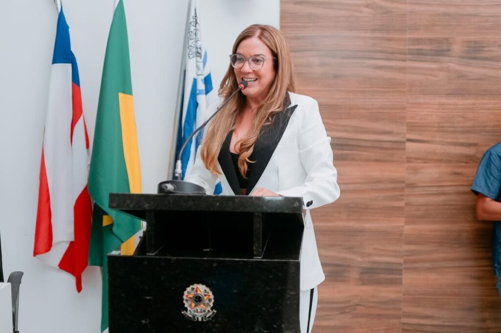 Vereadora Edylene Lopes anuncia saída do PSD após chegada de Adriano Lima ao partido