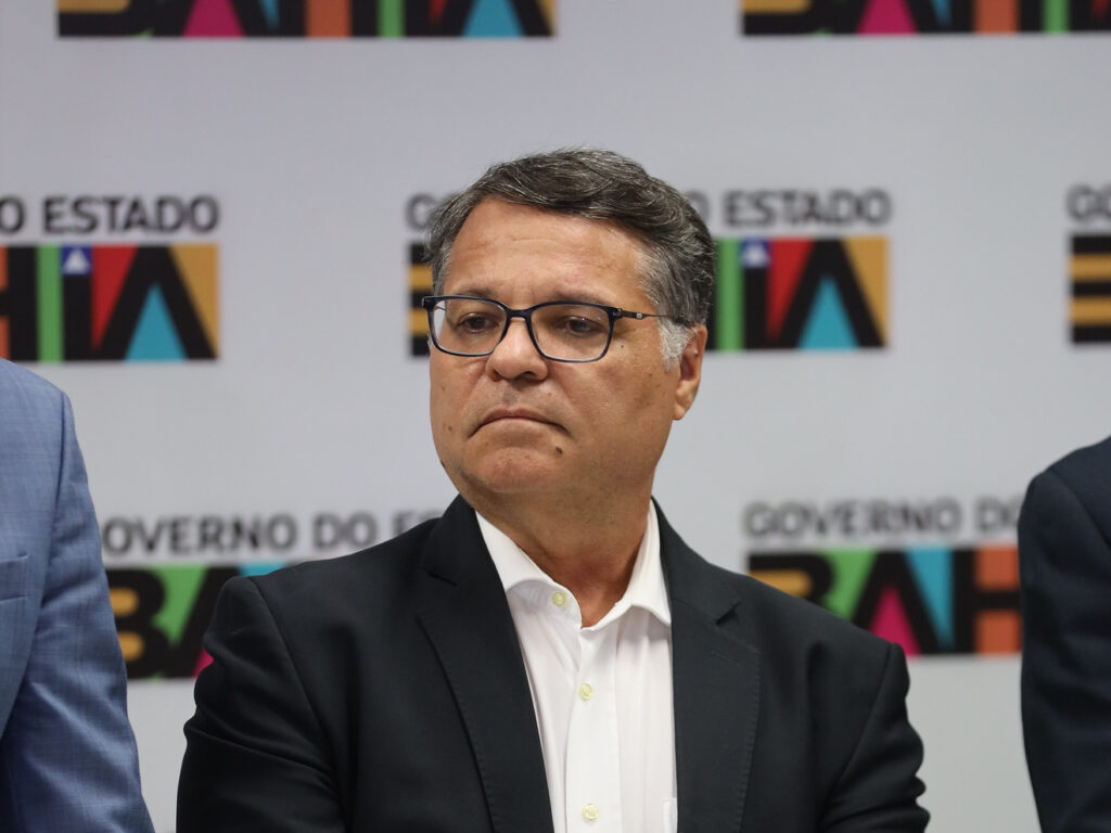 Secretário de Jerônimo rebate ACM Neto sobre obras na Bahia: “tá chegando mais”