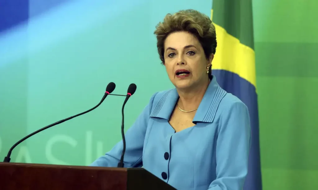 Jerônimo concede maior honraria da Bahia a Dilma Rousseff e outras personalidades