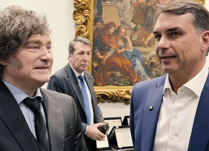 Em convenção do PL, presidente da Argentina diz que somente Flávio pode parar Lula