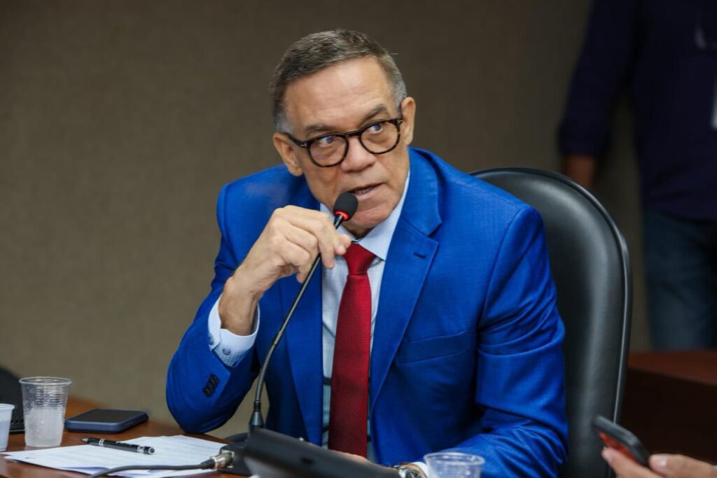 Luciano Ribeiro diz que Rosemberg “virou comentarista” de ACM Neto