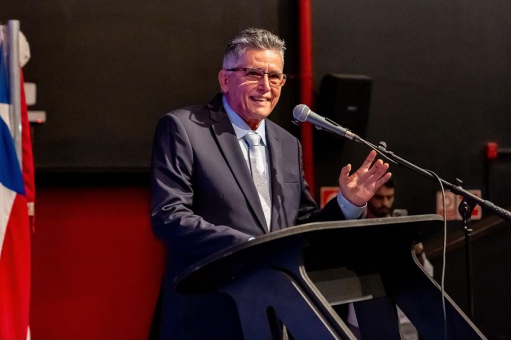 Jânio Natal rebate Jerônimo e diz que Porto Seguro tem hospital municipal com centros cirúrgicos: “Não conhece a cidade e nem a Bahia”