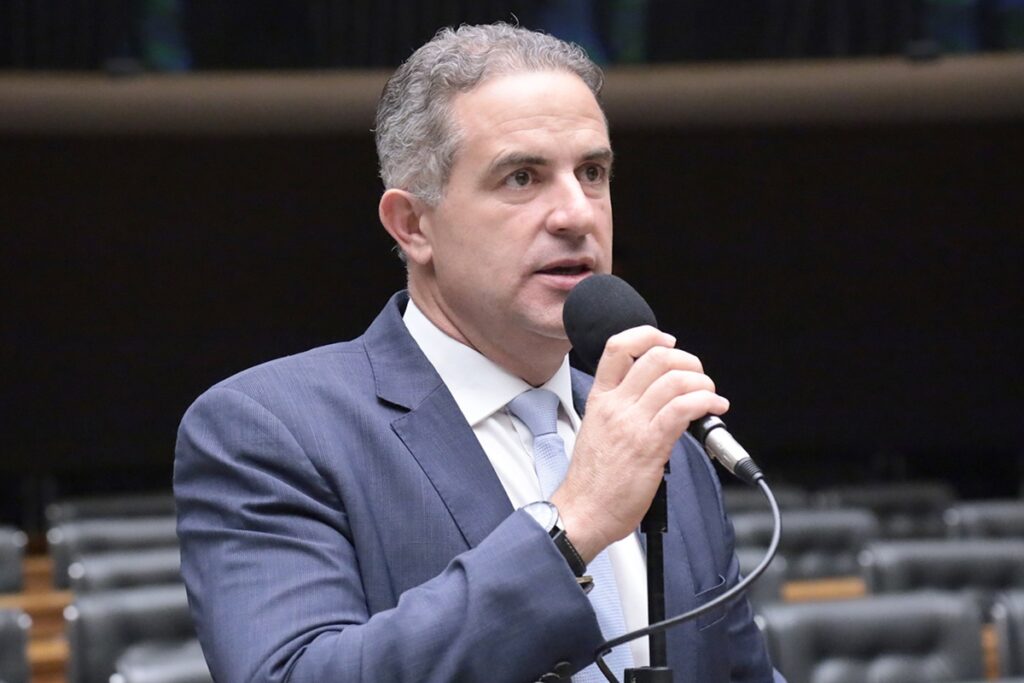 TRE-BA indefere candidatura de Ricardo Maia à reeleição para a Câmara dos Deputados; decisão cabe recurso