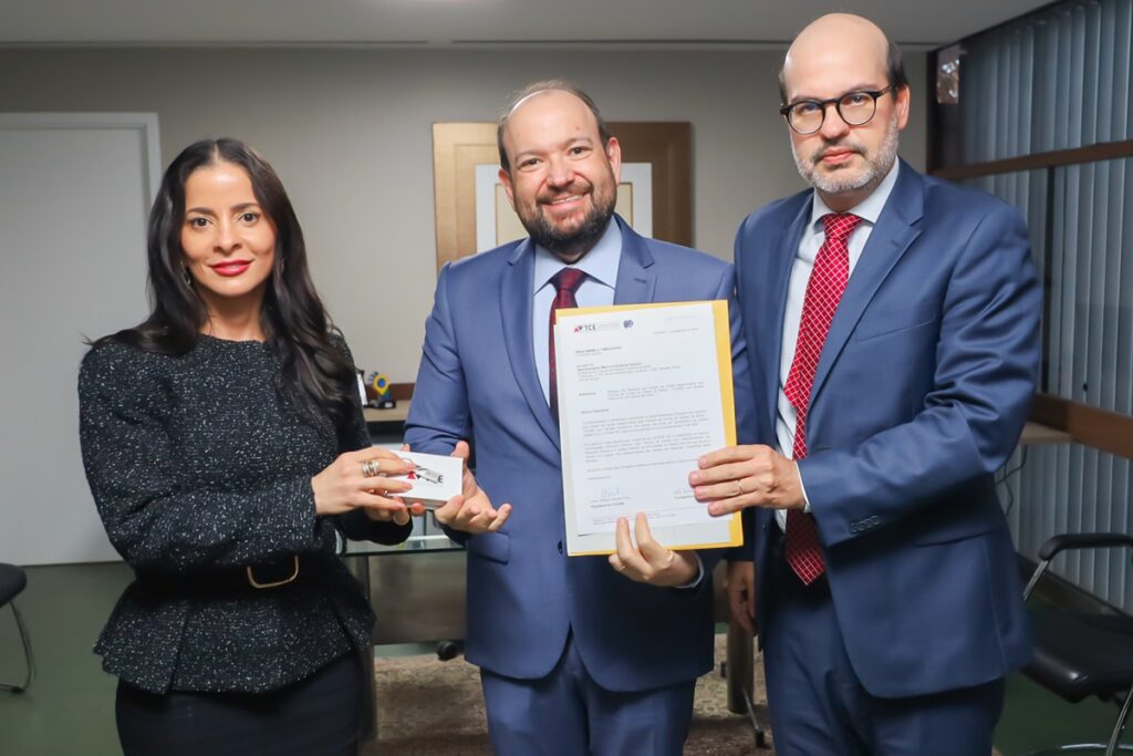 TCE-BA encaminha ao TRE lista com 602 prefeitos com contas rejeitadas nos últimos oito anos