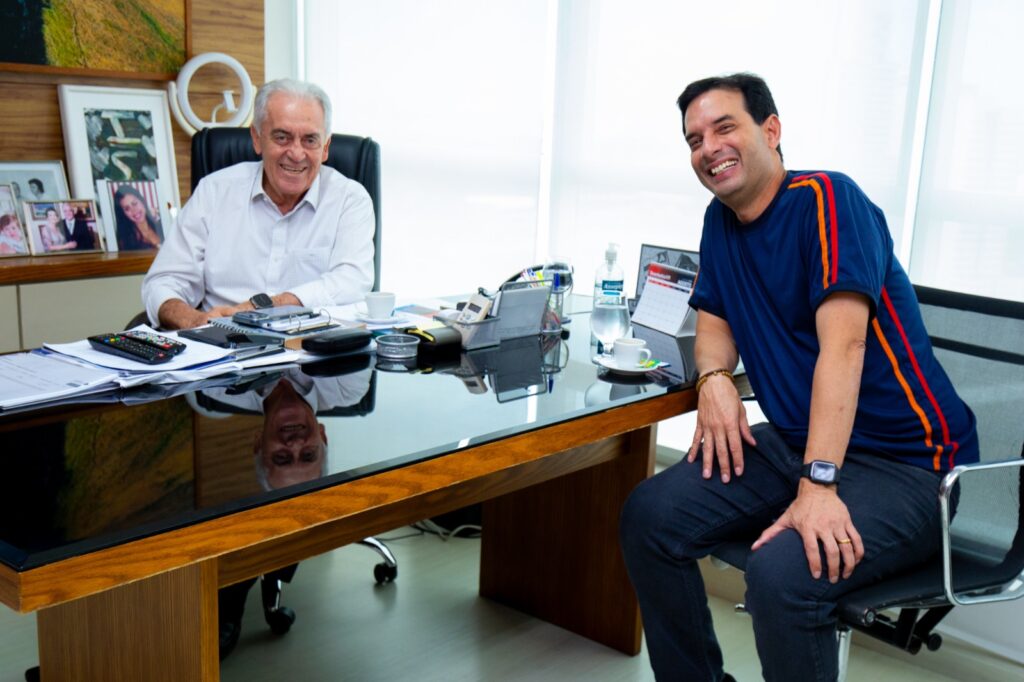 Leo Prates se reúne com Otto Alencar para discutir sobre PEC da escala 6×1