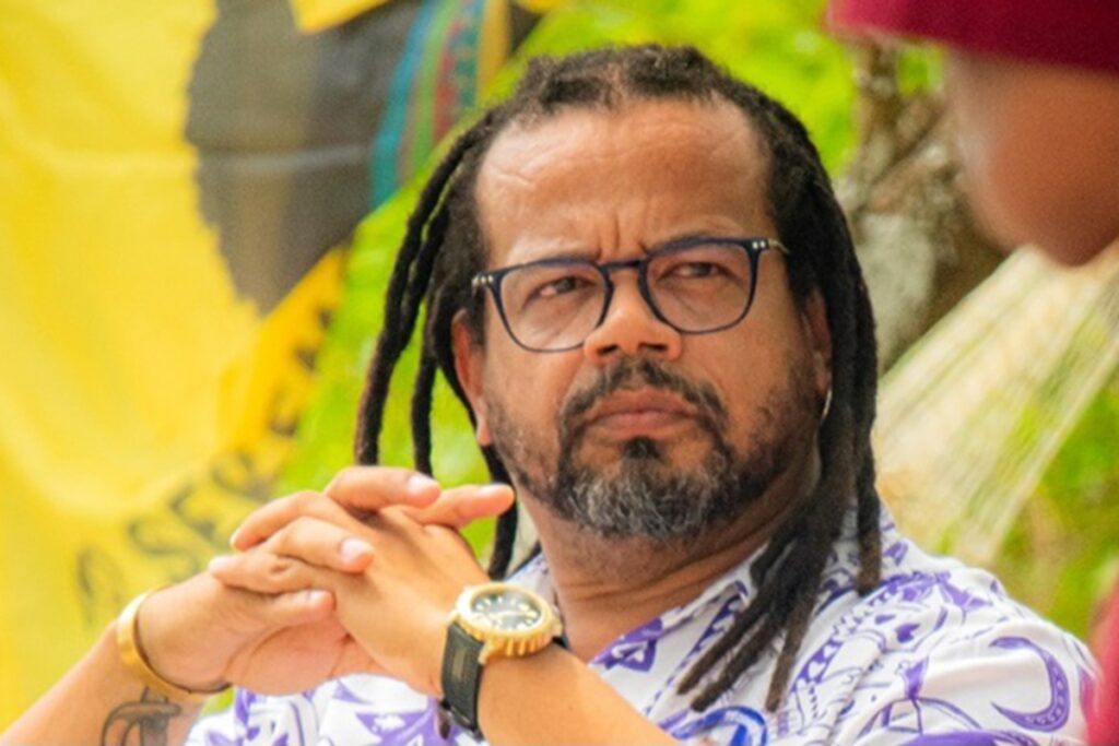 Kleber Rosa critica “silêncio incômodo” sobre Banco Master e cobra investigação “imparcial” e independente Kleber Rosa critica “silêncio incômodo” sobre Banco Master e cobra investigação "imparcial" e independente