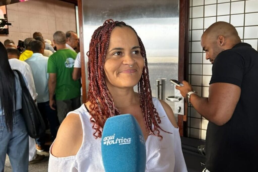Professora Delliana diz que PT “não é de esquerda” e defende renovação política na Bahia