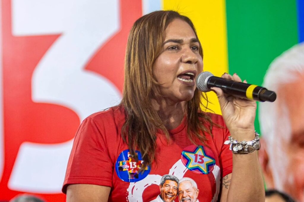 Roberta Santana critica “Pix Saúde” de ACM Neto e diz que candidato é “mal informado e mal intencionado” Roberta Santana critica "Pix Saúde" de ACM Neto e diz que candidato é "mal informado e mal intencionado"