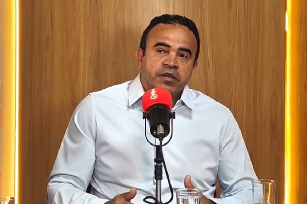 Ronaldo Mansur critica custo da Ponte Salvador-Itaparica e cobra transparência sobre contrato e orçamento