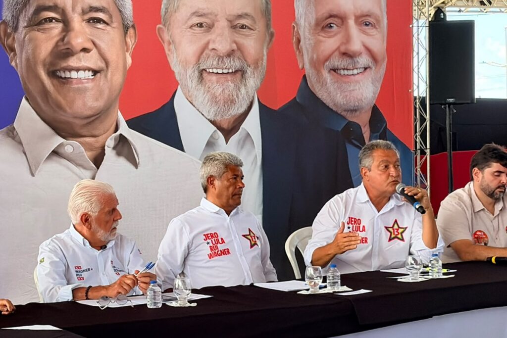 Rui Costa faz "esquenta" para ato de Lula com sindicatos e alerta para risco de "retrocesso" no Brasil