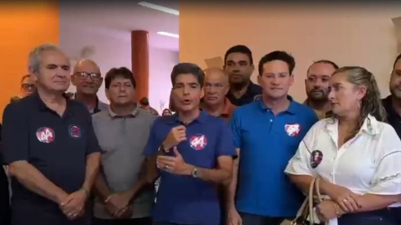 ACM Neto recebe apoio de ex-prefeito de Aracatu