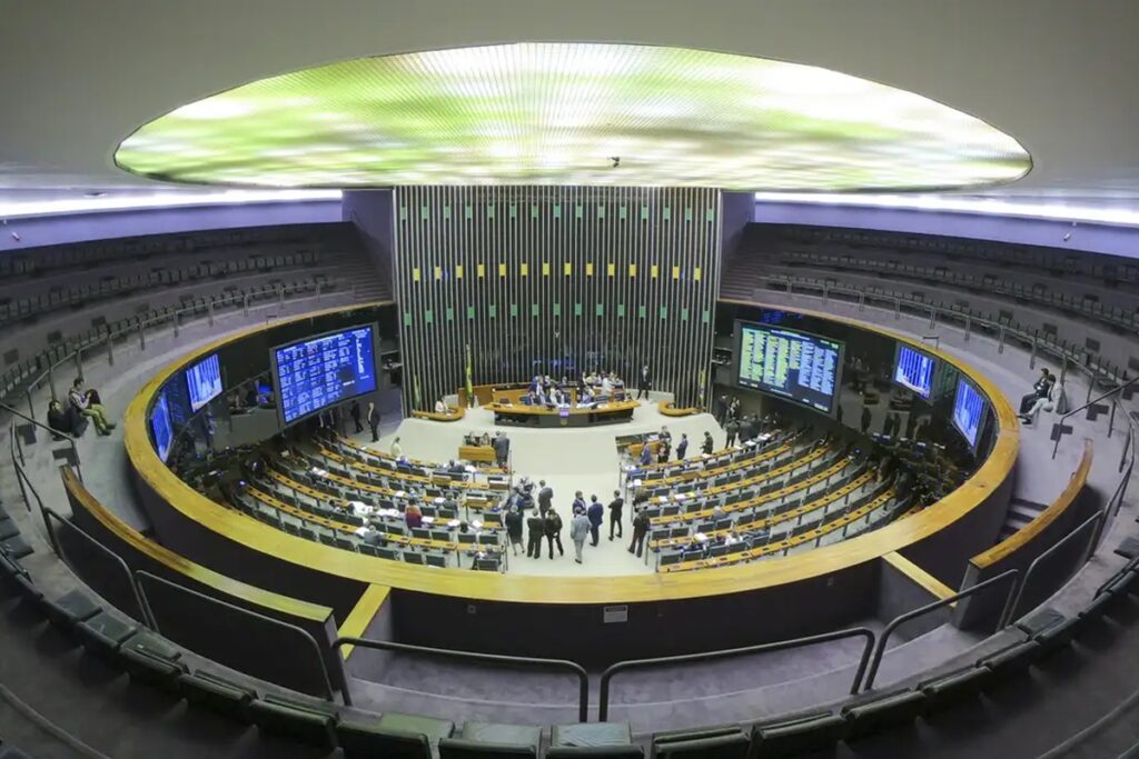 Câmara terá maior bancada feminina da história a partir de 2027, com 108 deputadas eleitas