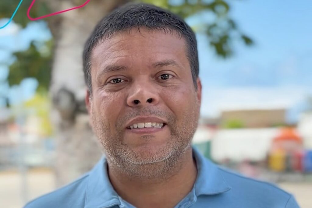 Igor Dominguez diz que fará “oposição responsável” a Jerônimo e defenderá interesses dos baianos na AL-BA Igor Dominguez diz que fará "oposição responsável" a Jerônimo e defenderá interesses dos baianos na AL-BA