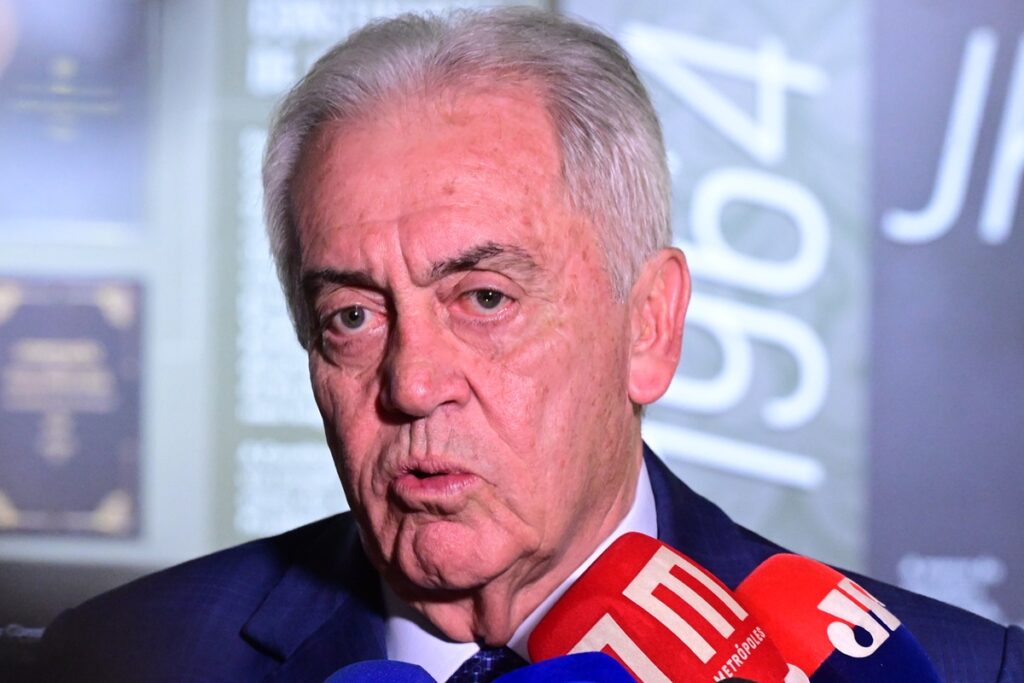 Otto Alencar critica Nikolas Ferreira por “cena política mentirosa” na Bahia: "Faltou a roupinha de palhaço"