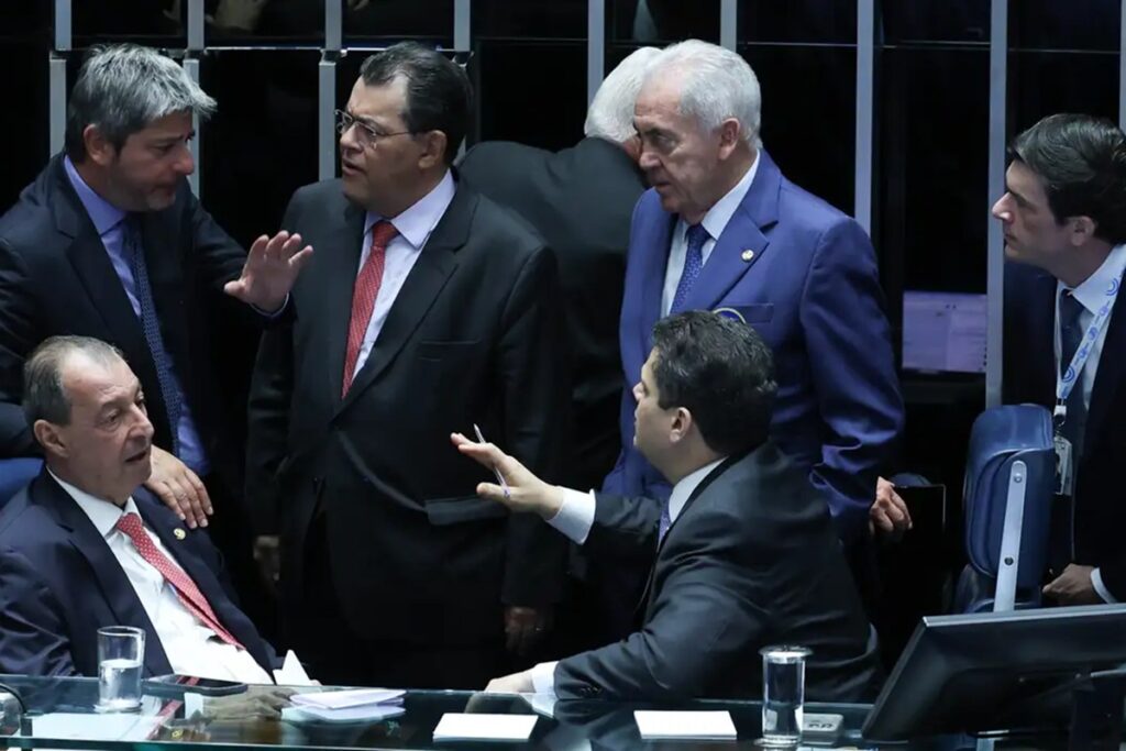 Senado acelera tramitação da PEC da Segurança Pública e prevê votação em dois turnos nesta quinta