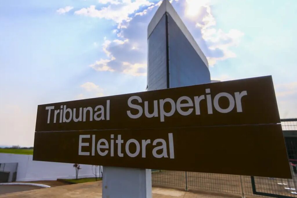 Lula denuncia ao TSE suposto esquema de distribuição de criptomoedas para promover Flávio Bolsonaro nas redes