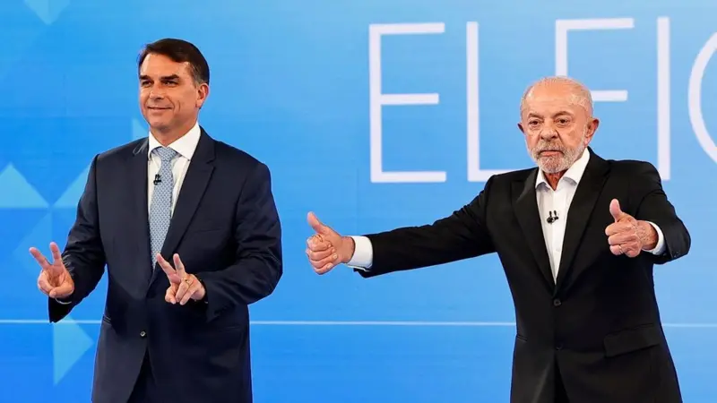 Último debate entre presidenciáveis é marcado por acusações