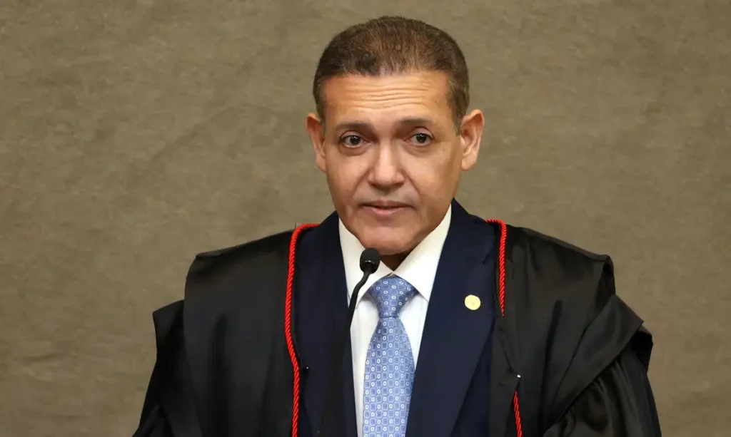 TSE impede Nunes Marques de tirar do ar o “Exército do Lula”